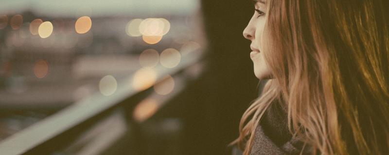 女人脸上长斑是什么原因 带来色斑的四个因素