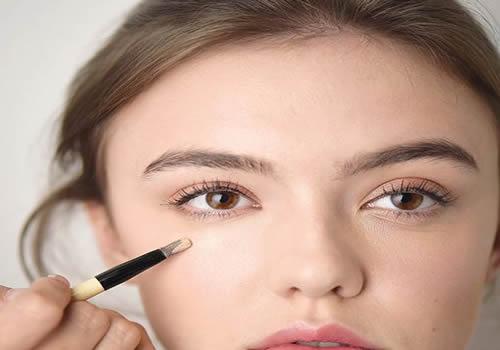 只涂遮瑕膏可以吗 只涂遮瑕膏需要卸妆吗？用什么卸妆好？