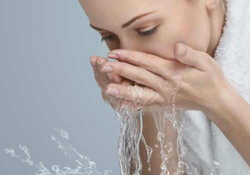 用什么洗脸可以祛痘 这些方法你知道吗