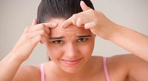 青春痘要长多久