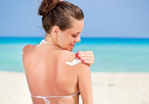 防晒霜要提前涂吗 防晒霜要提前多久涂