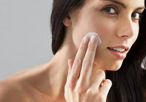 油性皮肤有什么坏处 皮肤油要注意这些