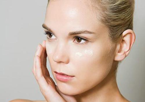 去角质素多久用一次 根据需要确定科学的频率