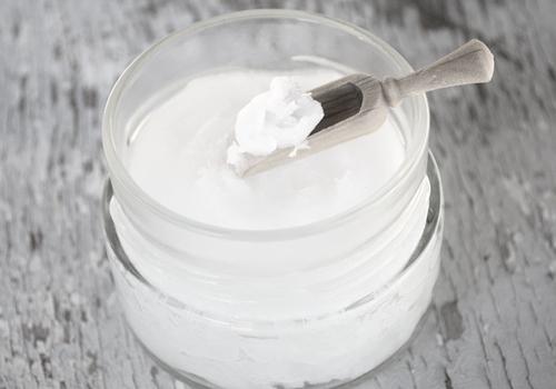 椰子油去黑头有用吗 椰子油怎么去黑头最好