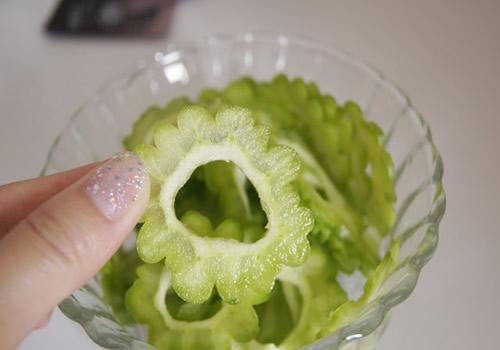 苦瓜面膜可以天天做吗 苦瓜面膜多久做一次好