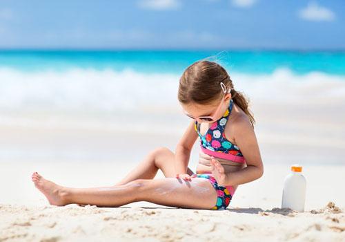 脸被太阳晒的红痛怎么办 赶紧试试这几招补救吧