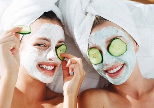 敷面膜的时候可以吹风扇吗 敷面膜时吹风扇居然会这样