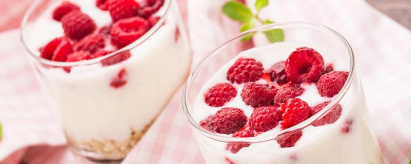榛子能和酸奶一起吃吗 榛子和酸奶一起吃有什么好处