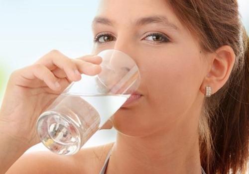 早晨喝什么水最好 第一杯就要喝这种水