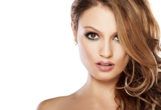 做美瞳线对眼睛有伤害吗 没想到它对眼睛危害这么大！