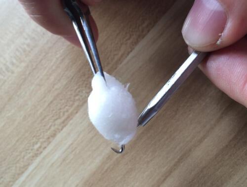 脸上长白头粉刺怎么治