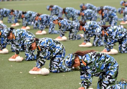 军训晒黑了怎么快速变白 变白最全方法都在这