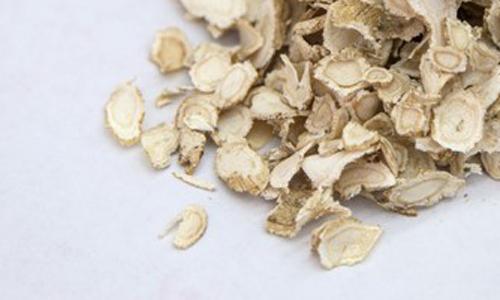 西洋参晚上可以喝吗 晚上吃西洋参的方法就你还不知道