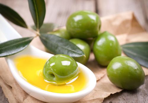 橄榄油可以祛斑吗 怎么用橄榄油祛斑