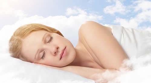 睡眠面膜晚上几点用好