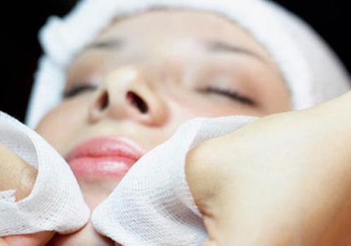 敷完面膜不洗脸有什么危害