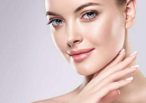 纹美瞳线多久可以化妆