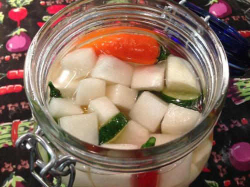 吃泡萝卜有什么好处 吃醋泡白萝卜的注意事项