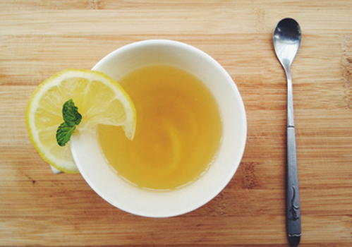 柠檬蜂蜜水可以丰胸吗 效果好吗？什么时候喝效果最好？