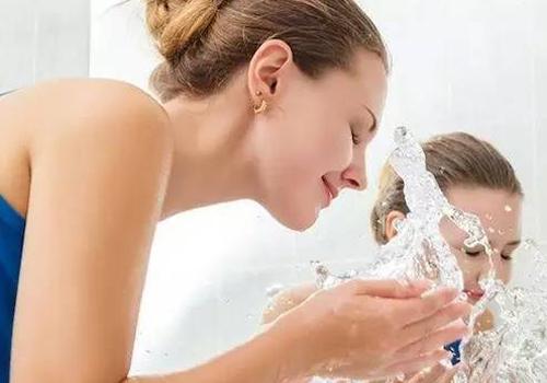 淘米水洗脸的正确方法几天见效