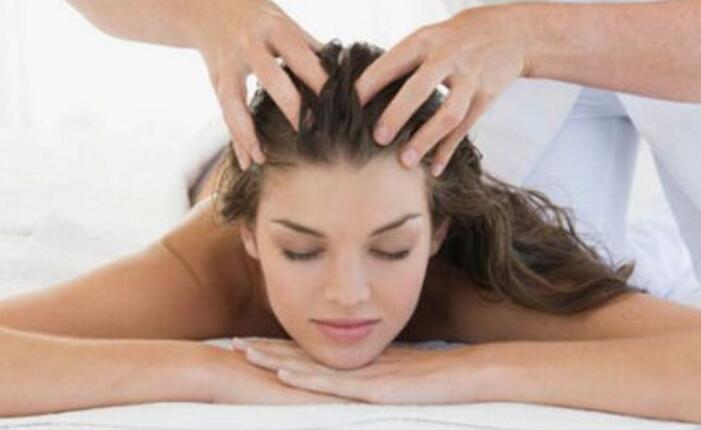 头皮养护知识 头皮毛孔比脸部毛孔大？头皮养护关键你要知道