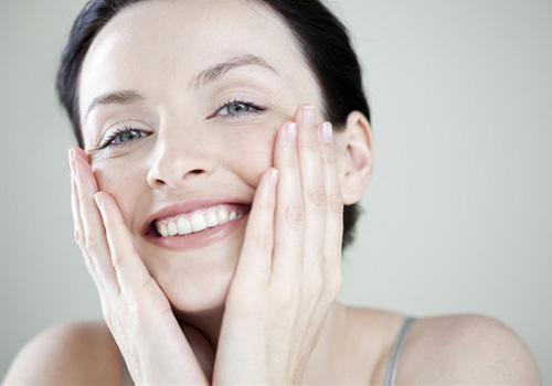 熬夜后如何护肤 4个方法还你好肤质