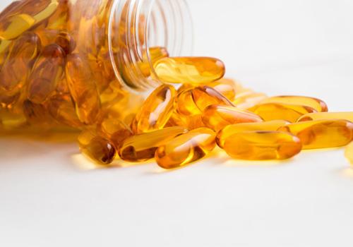 脸过敏可以涂维生素e吗 脸过敏涂维生素E会怎样