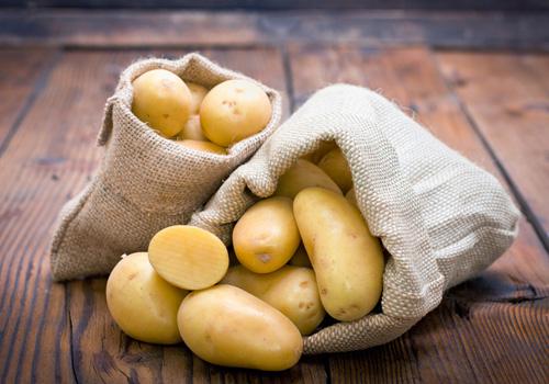 土豆里面发黑还能吃吗 土豆发黑有毒吗