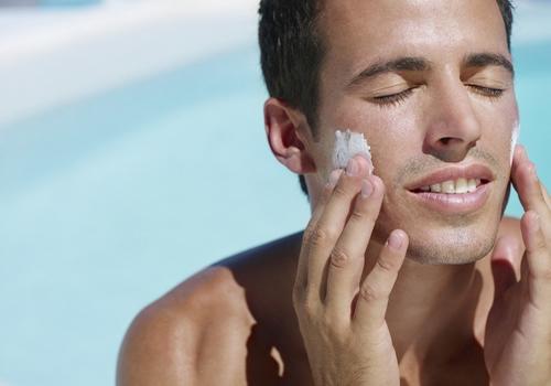 男士防晒霜怎么用 男士涂防晒霜的注意事项