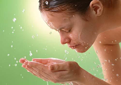 白醋洗脸一周几次最好 经常用白醋洗脸居然会这样