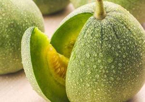 香瓜和葡萄能一起吃吗