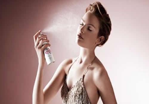 天天用喷雾喷脸好吗 关键看你用的是什么喷雾