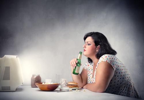 胆固醇高不能吃什么（胆固醇高不能吃什么肉）