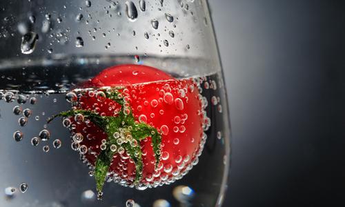 喝酒吐干净了喝水烧胃怎么回事(喝酒后喝水都吐怎么回事)