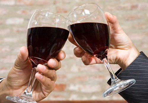 阴囊湿疹可以喝酒吗 阴囊湿疹能用酒精吗