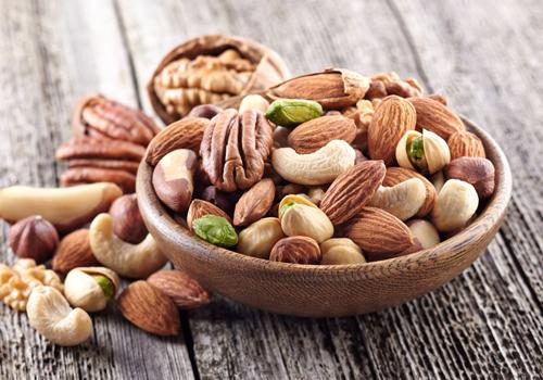 皮肤干燥吃什么好（皮肤干燥吃什么好?）