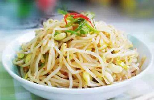 黄豆芽不能和什么一起吃