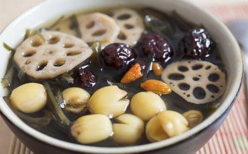 经期吃什么补血 经期期间吃什么最补气养血