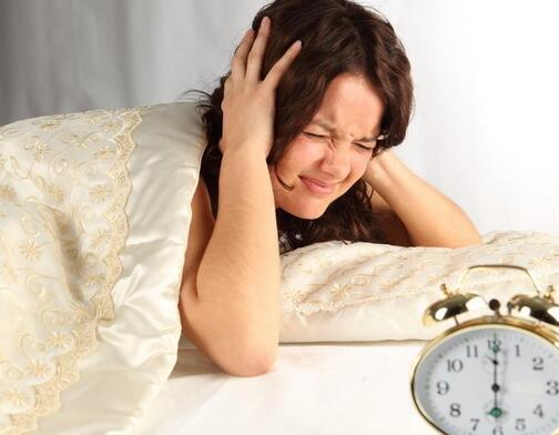 倒立能治失眠吗 倒立能不能改善睡眠