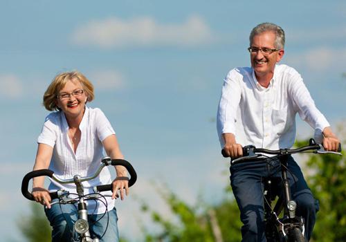 膝盖疼如何锻炼（膝盖疼如何锻炼视频）