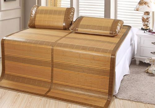 夏天宝宝睡凉席好不好（夏天宝宝睡凉席好吗）