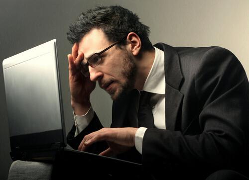 披露男人“大姨夫”的六大任性表现(男人真的有大姨夫)