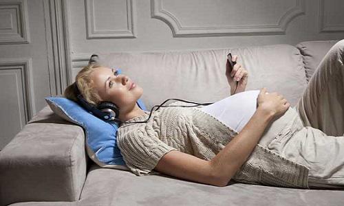 熬夜对孕妇有什么影响（熬夜对孕妇的危害）