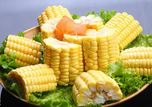 老年人冬季养生吃什么好（中老年人冬季吃什么养生）