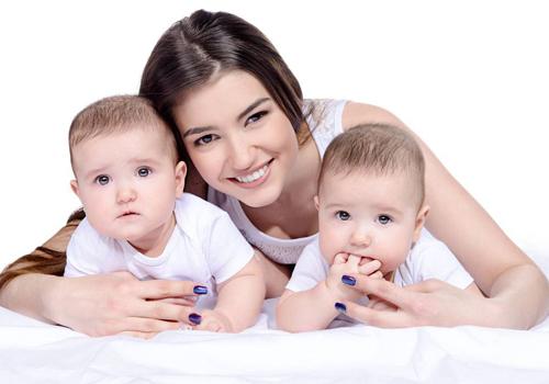 顺产三天乳房胀痛怎么办 顺产第三天乳房胀痛的厉害怎么缓解