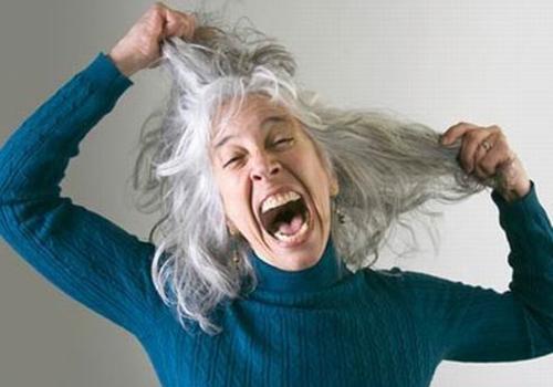 白头发会越拔越多吗 少年白头发会越拔越多吗