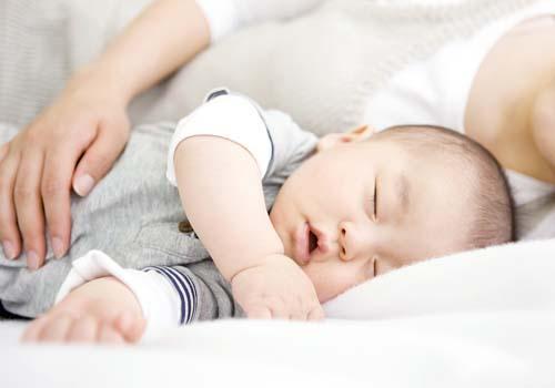 藿香正气水能治湿疹吗（藿香正气水治疗湿疹）