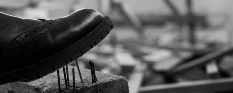 踩钉子中破伤风前兆（踩到钉子怎么判断有没有得破伤风）