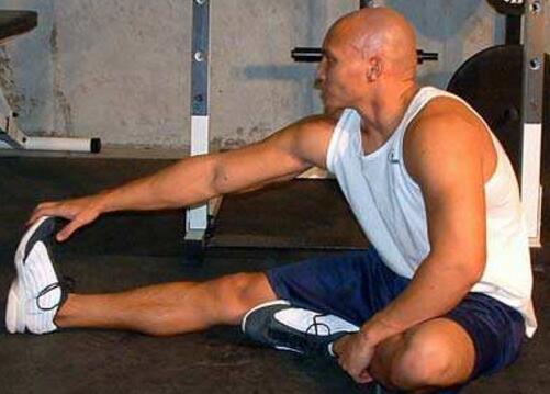 跑马拉松腿抽筋怎么办 跑马拉松小腿抽筋怎么办