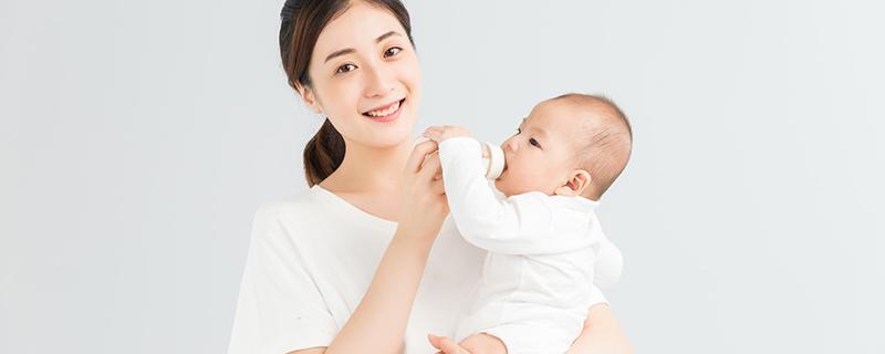 婴儿躺着喝奶粉好吗（婴儿躺着喝奶粉好吗吗）